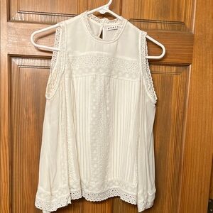 Alice + Olivia Cream Lace Trim Blouse XS cold shoulder